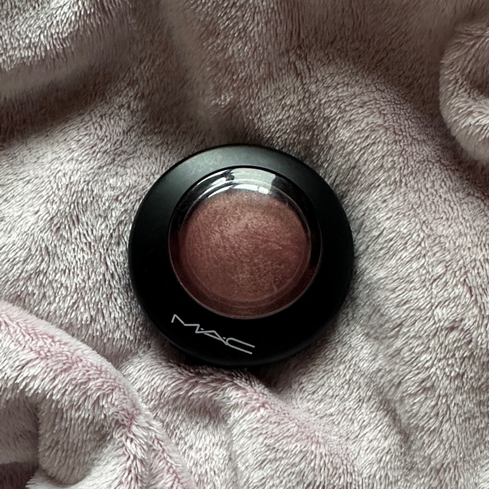 MAC Cosmetics mineralize baked blush